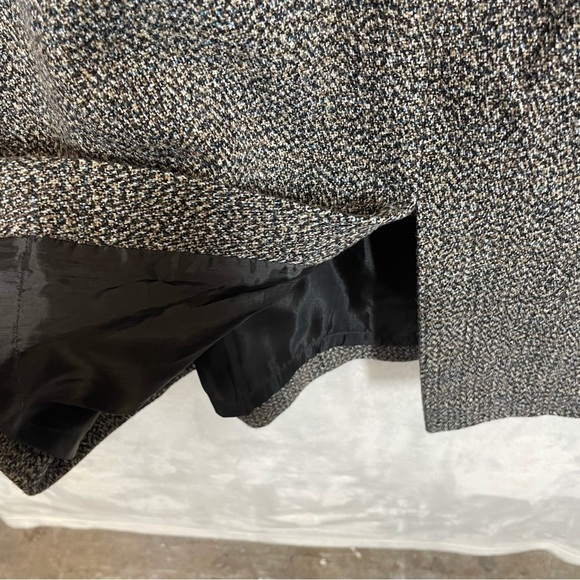 Nine West woman’s wool pencil skirt embellished beaded size 14 business casual - Picture 8 of 9